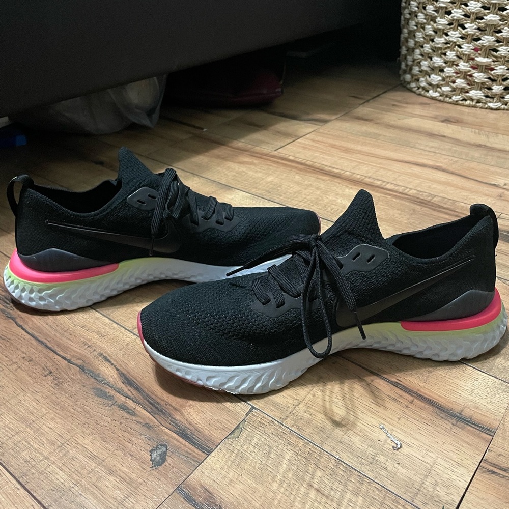 Men's Nike Running Shoes